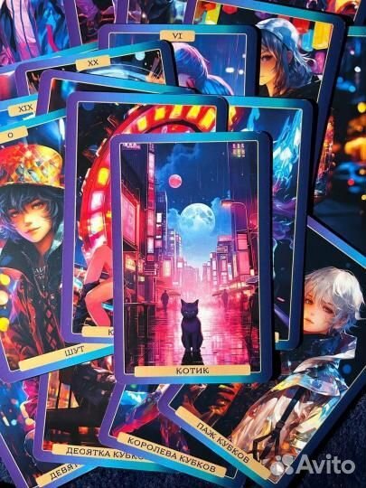 Таро Аниме Неон (80 карт и руководство в коробке)