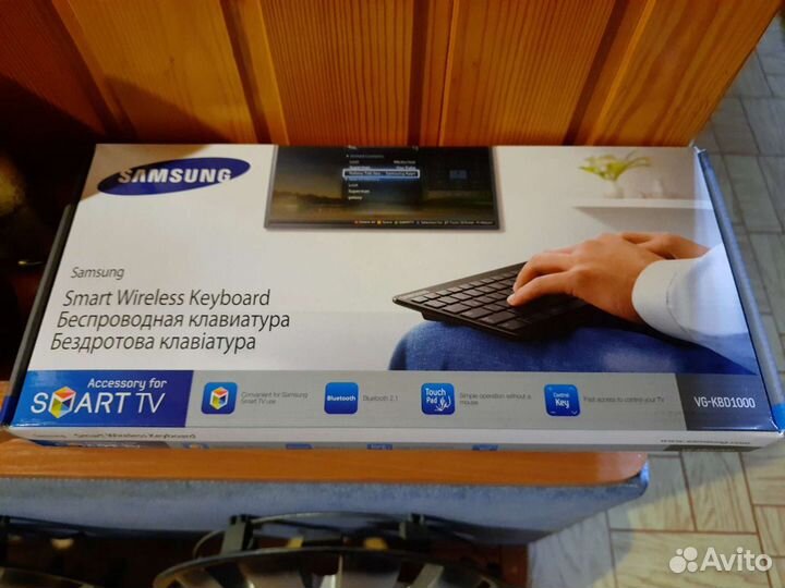 Беспроводная клавиатура с тачпадом для телевизора
