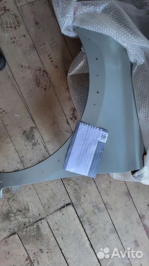 LADA x-ray cross крыло