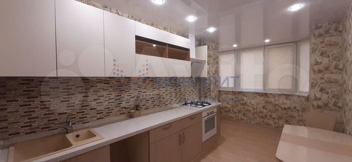 2-к. квартира, 65,7 м², 4/9 эт.