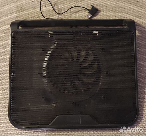 Подставка охлаждающая для ноутбука