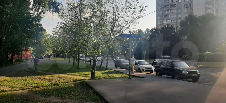 Комната 11 м² в 1-к., 1/12 эт.