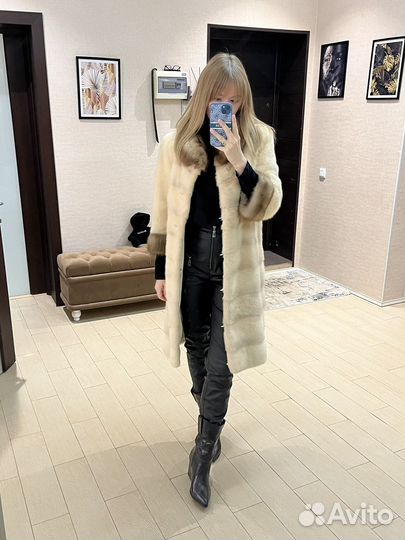Шуба норковая с куницей