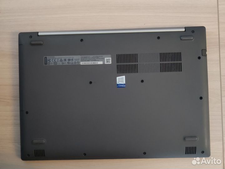 Ноутбук Lenovo ideapad 320-15IKB