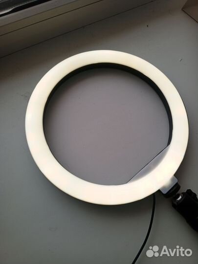 Кольцевая лампа