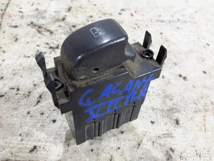 Кнопка стеклоподъемника Mitsubishi Galant 7