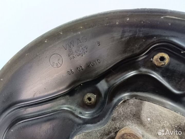 Кулак задний правый в Сборе Audi A8 2010-2017