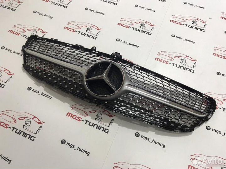 Решетка CLS W218 Diamond Silver Хром звезда П/К