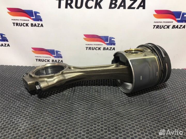 1805848 Поршень с шатуном Daf XF105