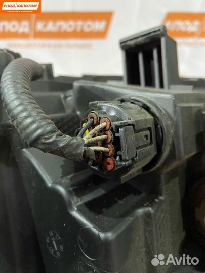 Фара Ксенон прав. Kia Sportage 4 2016 92102D9