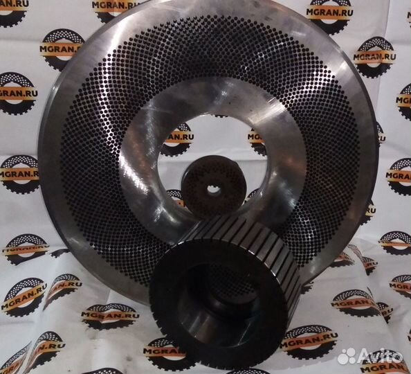 Матрицы, ролики для грануляторов, пласткомпакторов