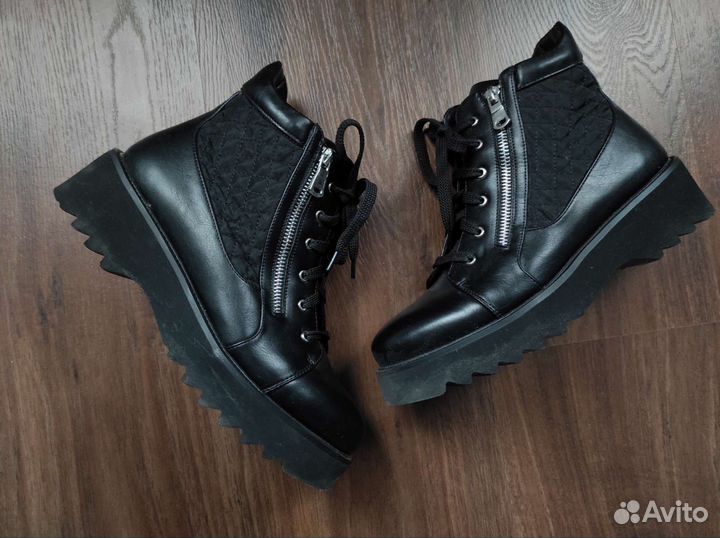 Ботинки демисезонные женские 39