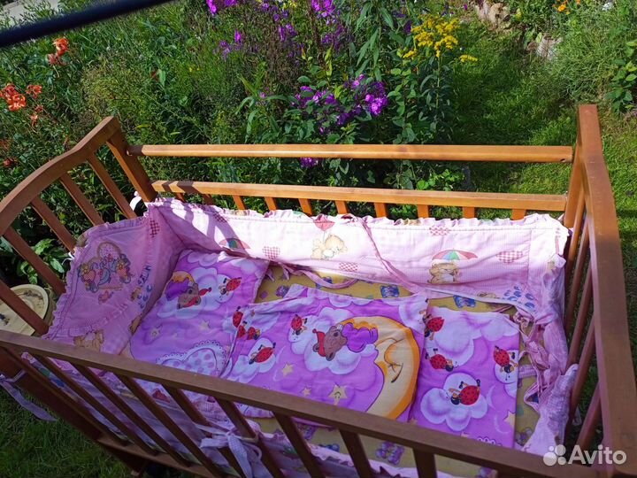 Детская кроватка