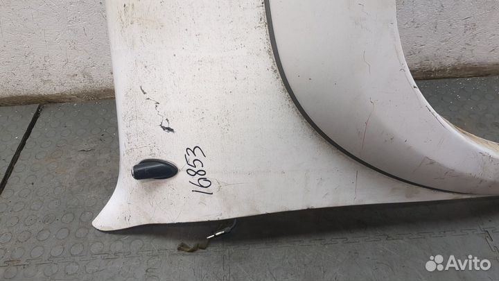 Крыло Toyota Tundra, 2004