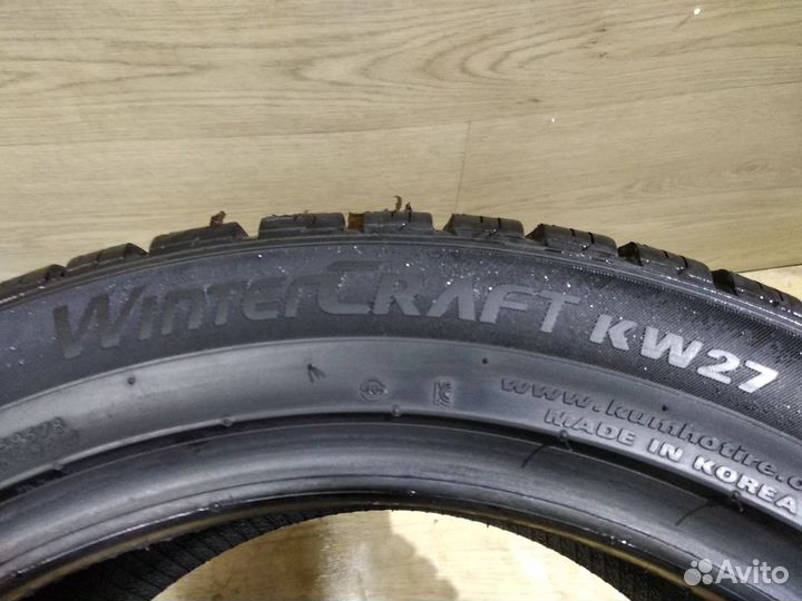 Kumho I'Zen KW27 245/45 R17