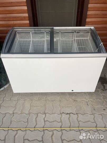 Холодильник витрина