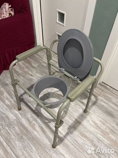 Стул санитарный