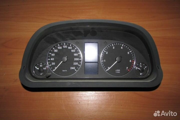 Панель приборов Мерседес / Mercedes W169