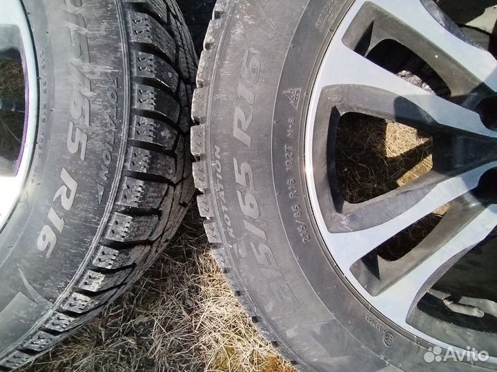 Шины и диски Pirelli 215 65 16