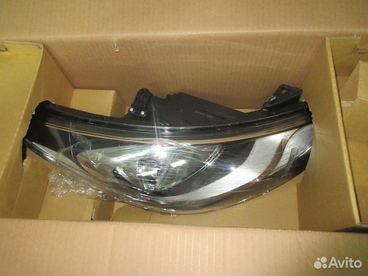 Фара передняя правая hyundai SB 10
