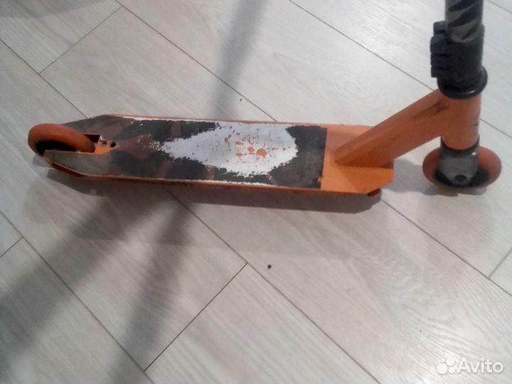 Трюковой самокат xaos