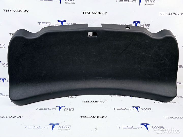 Обшивка крышки багажника Tesla Model 3 2023