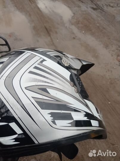 Кроссовый шлем Takachi