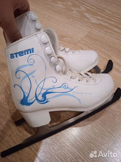 Коньки фигурные