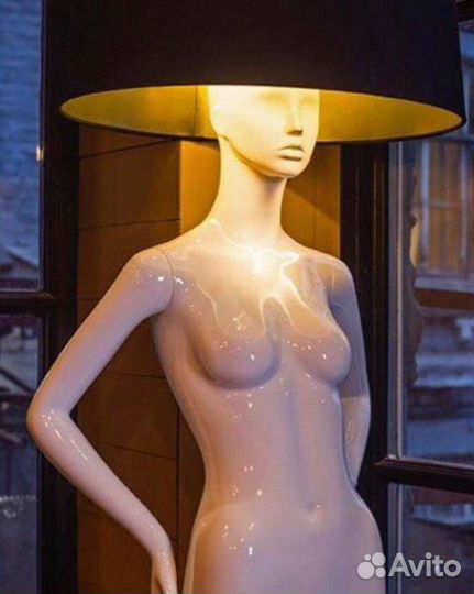 Торшер-манекен напольный