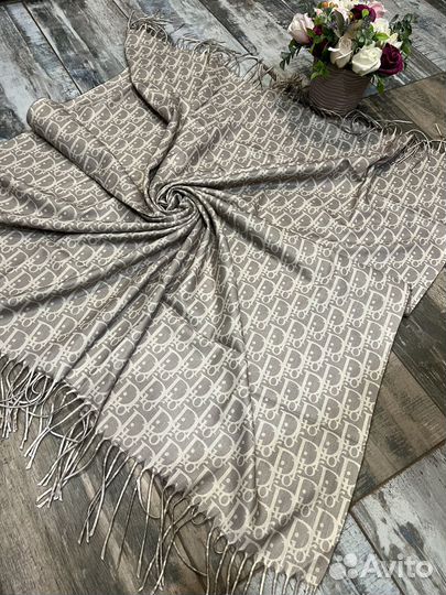 Кашемировый платок шаль Dior Valentino бежевый