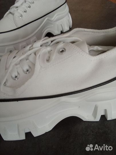 Новые кроссовки кеды с высокой подошвой