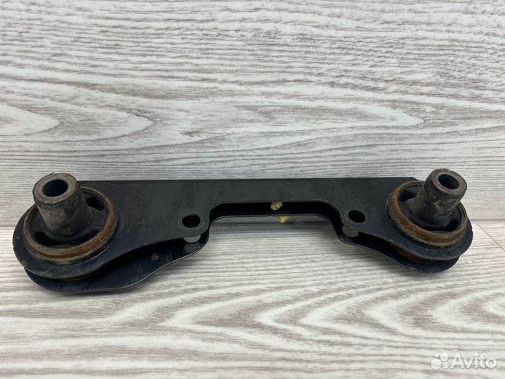 Кронштейн Renault Duster