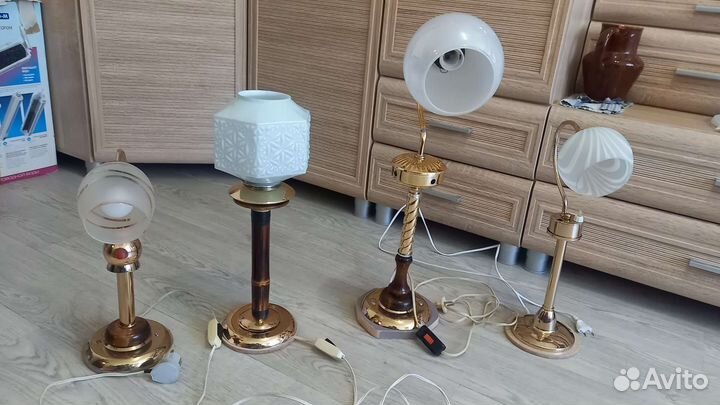 Лампа настольная