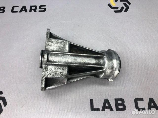 Кронштейн редуктора передний правый Bmw Х5 E53