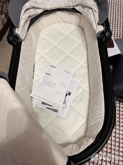 Коляска Moon resea s