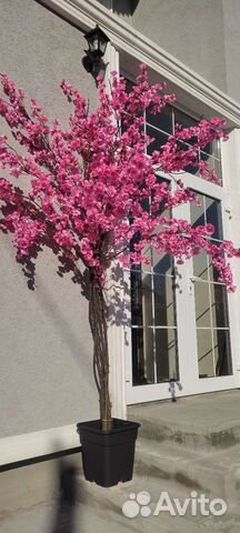 Искусственное дерево большое