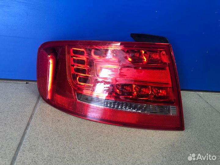 Фонарь задний наружный левый audi A4 2007