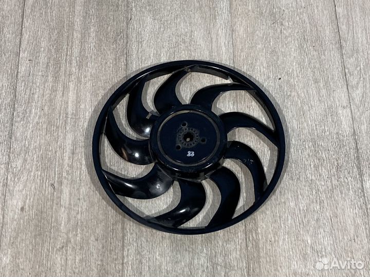 Корпус мотора вентилятора Renault Sandero BS12