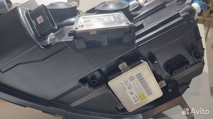 Фара правая Audi A6