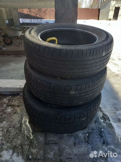 Bridgestone Dueler H/L 215/60 R17