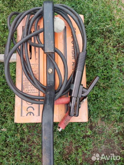 Сварочный аппарат б/у 220- 380 Вт