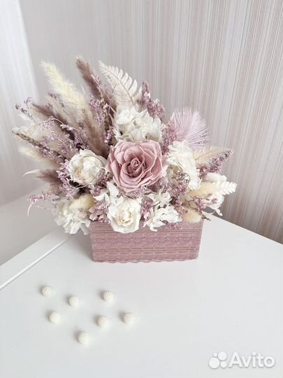 Композиция из стабилизированных цветов