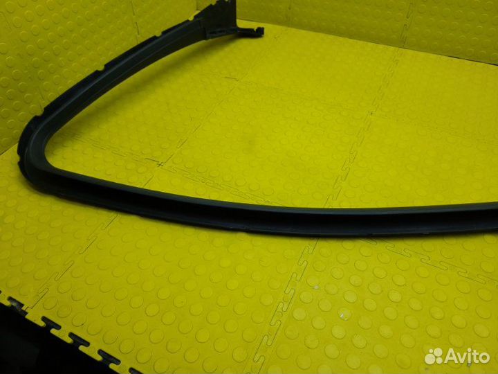 Накладка двери передняя левая Chevrolet Cruze