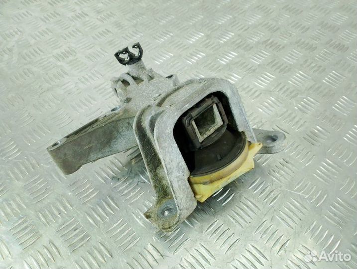 Подушка двигателя Renault Megane 3 универсал