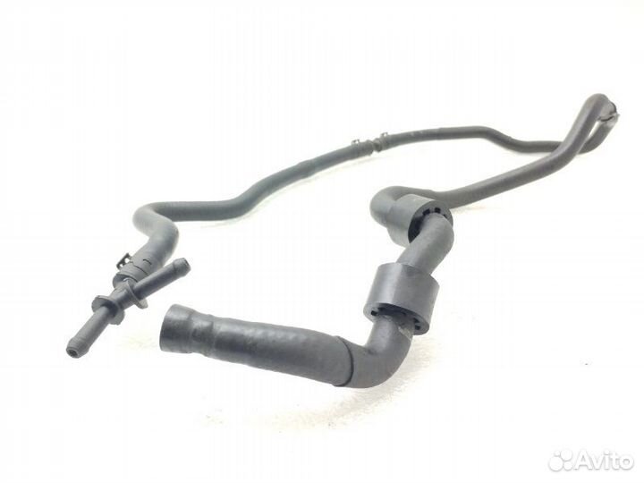 Патрубок системы охлаждения Volkswagen Golf 6 1.4