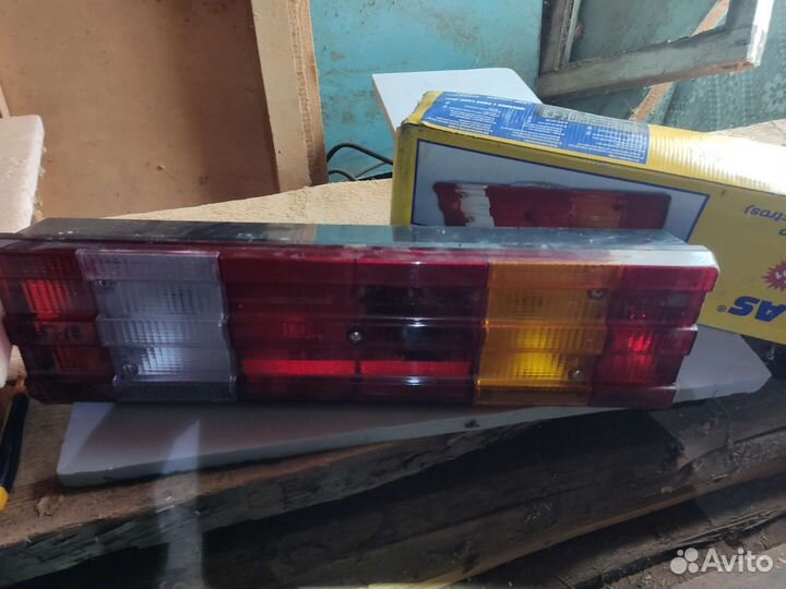 Фонари задние