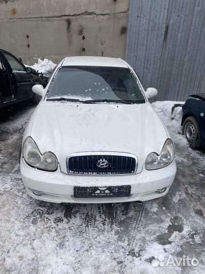 В разбор на запчасти hyundai sonata 2.0 АКПП