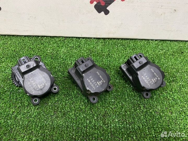 Моторчик заслонки отопителя Ford focus 2 C-MAX