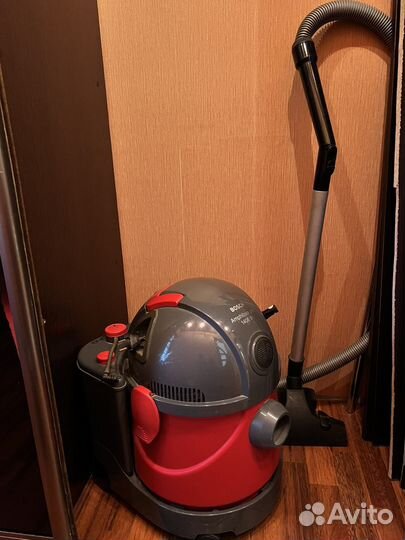 Моющий пылесос Bosch