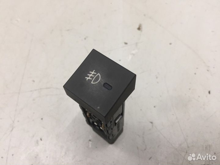 Кнопка противотуманных фар (Hyundai Santa Fe)